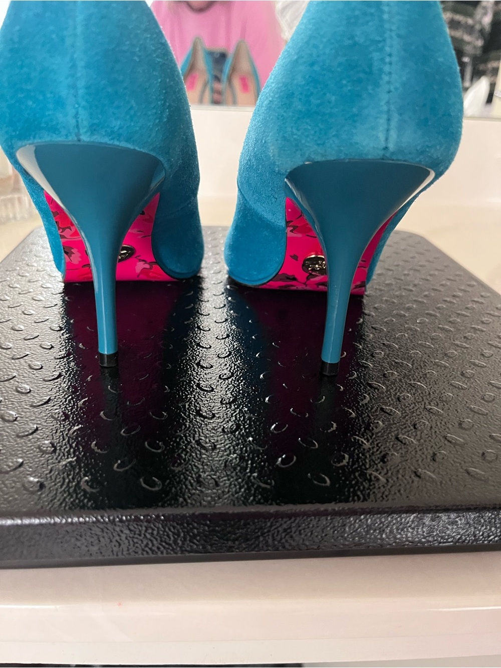 Betsey Johnson Teal Suede Pointed-Toe Pumps Sz 7.5 - Picture 3 of 9